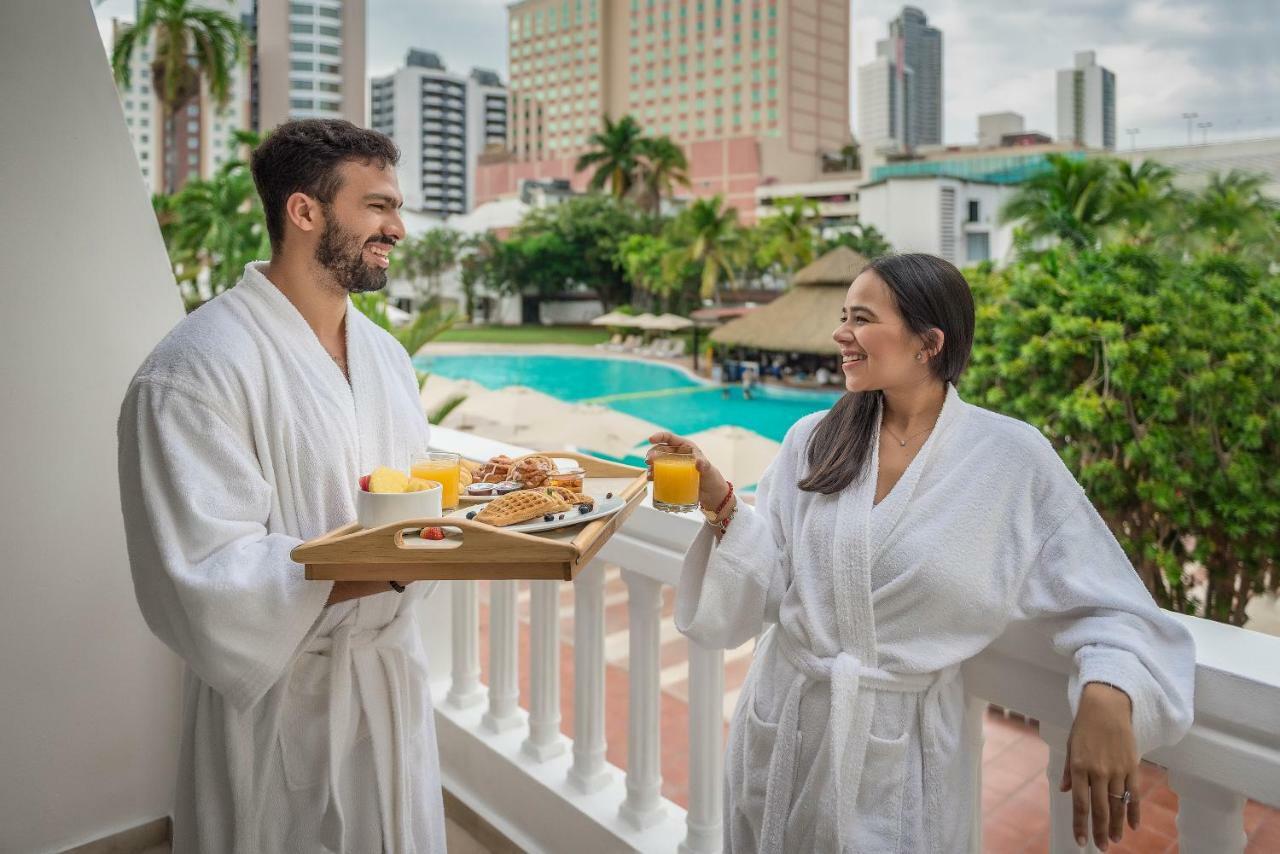 Hotel El Panama By Faranda Grand, A Member Of Radisson Individuals Exterior photo A room service tray